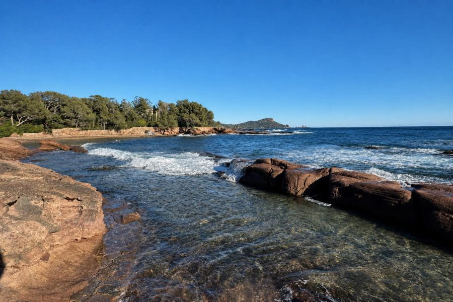 Une position stratégique sur la Côte d'Azur