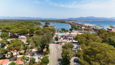 Image JUILLET AU CAMPING SAINT-AYGULF PLAGE : L’ÉTÉ BAT SON PLEIN